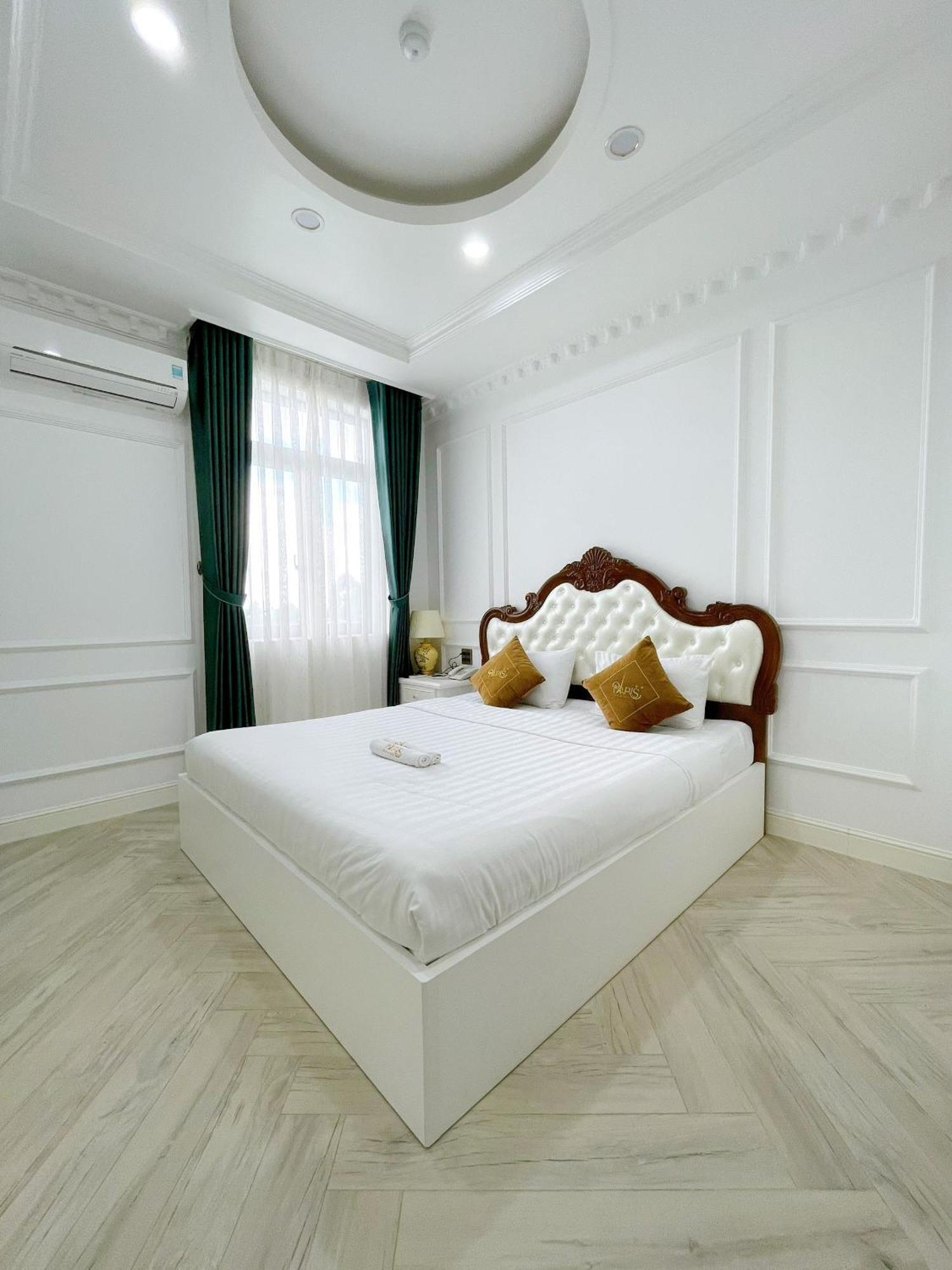 Paris Hotel & Cafe Vĩnh Long Екстериор снимка